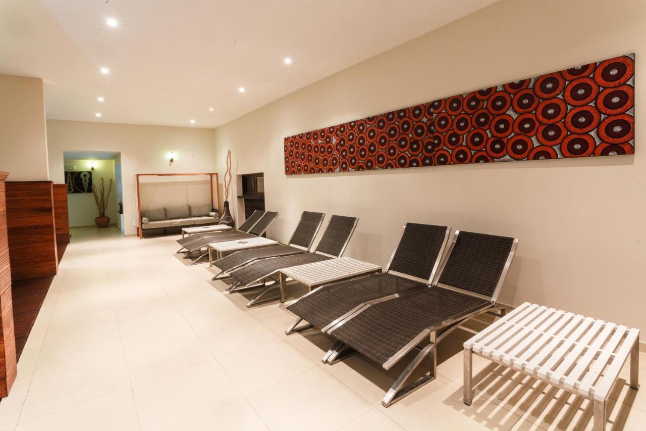 Calypso Hôtel Toamasina Extérieur photo